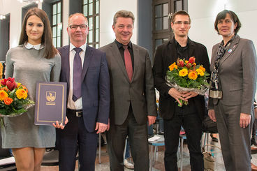 Bild vergrößern: Gabriela Georgieva, Prof. Michael Hoffmann, Dr. Lutz Trmper, Rainer Hofbauer und Prof. Franziska Scheffler