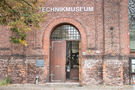 Bild vergrößern: Technikmuseum Ansicht Gebudefront