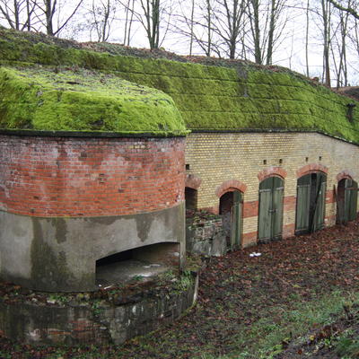 Bild vergrößern: Reverskasematte im Fort IIa