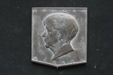 Bild vergrößern: Kaiser Otto-Medaille Angela Merkel