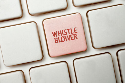 Bild vergrößern: Whistleblower_Adobe