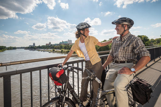 Fahrrad-Architektour auf der Strombrcke 
