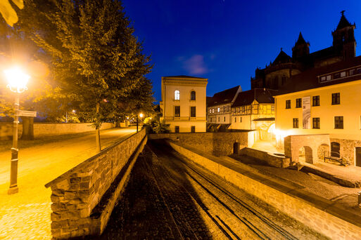 Abendlicher Fürstenwall mit Möllenvogteigarten©www.AndreasLander (1)