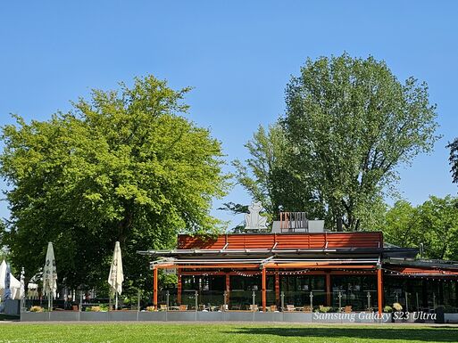 Bild vergrößern: Le Frog Brasserie am See