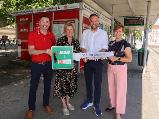 Bild vergrößern: Tourist Info Hbf Außenansicht