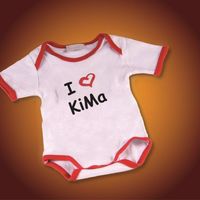 Strampler mit Logo KiMA