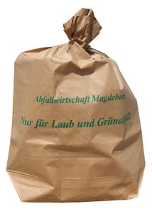 Bild vergrößern: Laub und Grünabfallsack