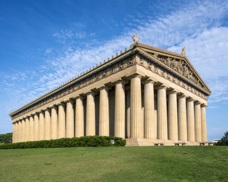 Parthenon Replica at Centennial Park in Nashville, Tennessee_© _1.jpg