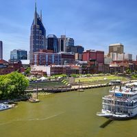 Downtown Nashville_© SeanPavonePhoto - Fotolia.com.jpg