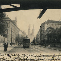 Westlicher Teil der heutigen Ernst-Reuter-Allee: Wilhelmstraße an der Ecke zur Bahnhofstraße um 1906