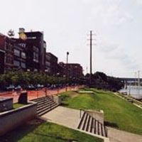 Uferpromenade des Cumberland-River