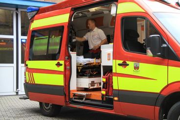 Bild vergrößern: Notfallsanitäter 01