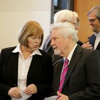 Landtagspräsidentin Gabriele Brakebusch und Dr. Willi Polte, OB a. D.