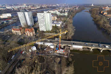 Bild vergrößern: Luftaufnahme von der Anna-Ebert-Brücke im Februar 2018