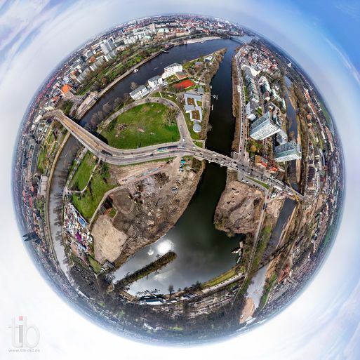 Bild vergrößern: Little Planet vom Brückenzug, April 2018