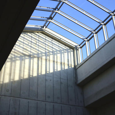 Einbau des Glasdachs auf einer Stahlkonstruktion, Dezember 2017