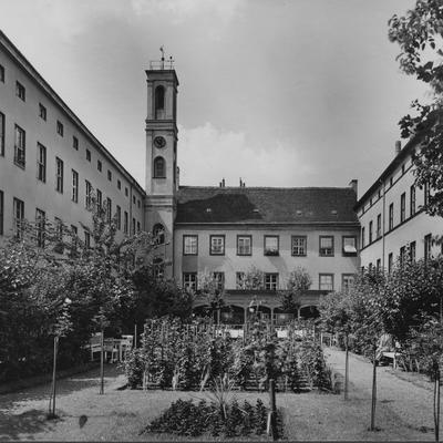 Innenhof des Hospitals St. Georgii, Stiftstraße 1, 1927 © Stadtarchiv Magdeburg, Fotobestand Hochbauamt 15100