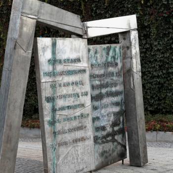 Bild vergrößern: 50 Jahre Pogrom