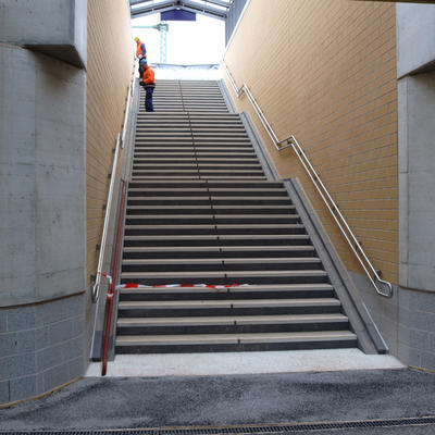 Restarbeiten am Treppenaufgang zu den Gleisen 7 und 8, 05/19