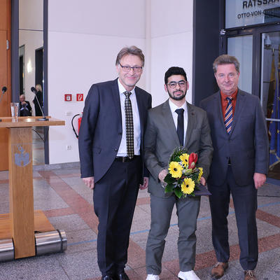 Mohammed Rafea Kanaan mit OB Trümper und Prof. Strackeljan