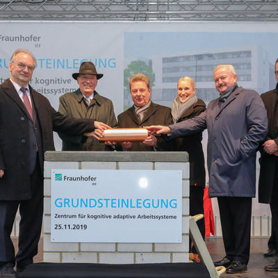Grundsteinlegung fr neue Forschungsfabrik