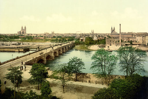 Bild vergrößern: Plattenaufnahme von Magdeburg mit Langer Brücke