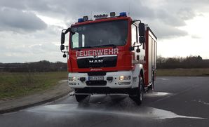 Bild vergrößern: Tanklschfahrzeug Feuerwache Sd