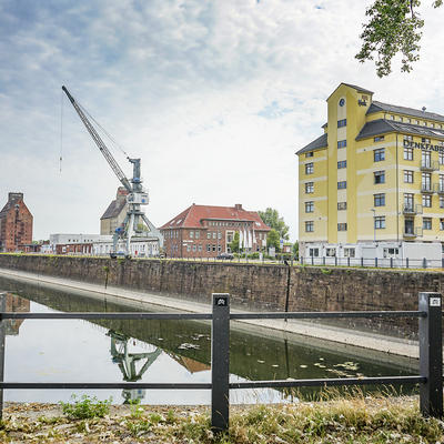 Hafenbecken am Wissenschafthafen