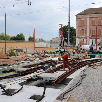 Arbeiten an der Straßenbahntrasse in Richtung Hauptbahnhof, 07/2020