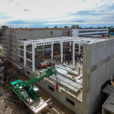 Fraunhofer IFF feiert Richtfest fr neue Forschungsfabrik