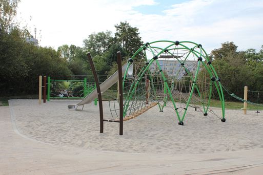 Bild vergrößern: SP102 Hans-Grade-Straße