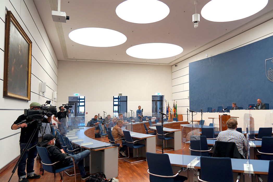 Pressekonferenz im Ratssaal des Alten Rathauses