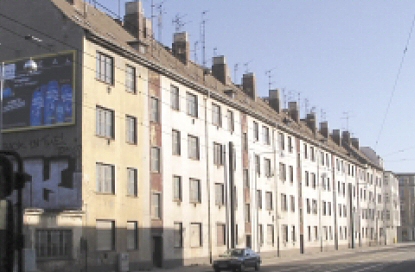 Leerstehendes Wohngebäude Schönebecker Straße 119122