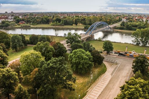 Blick vom Magdeburger Albinmüller-Turm auf die Sternbrücke