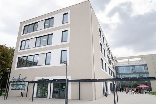 Der Neubau der Grundschule "Am Westring" in Magdeburg in der Außenansicht