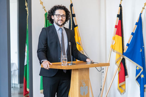 Bild vergrößern: Otto-von-Guericke-Stipendiat 2021: Akram Elsayed A. E. Elborashi