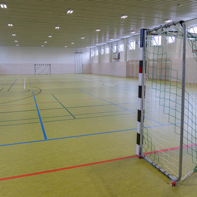 Indoor-Fußballfeld der BbS Beims Magdeburg Bodestraße
