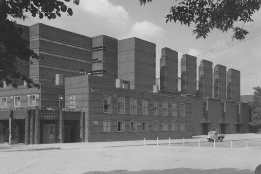 Bild vergrößern: Stadthalle im Stadtpark Rothehorn am 23. August 1957