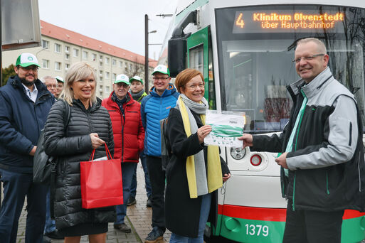 Neue Verkehrsanlage Heumarkt: Erste Straßenbahn