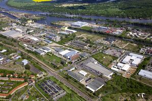 Bild vergrößern: Gewerbeflächen