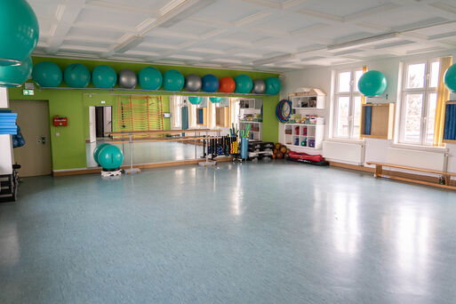 Bild vergrößern: Erweiterungsbau Sport- und Therapiezentrum_neuer Fitness- und Gymnastikraum