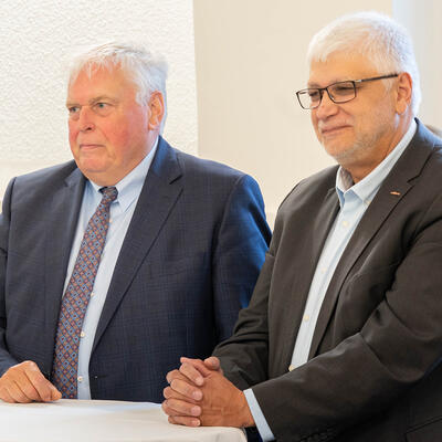 Helmut Herdt neben Georg Banderau, Geschäftsführer Stadtmarketing ProM