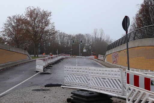 Ab Montag geht es für den Kfz-Verkehr hier in Richtung Magdeburger Ring oder in die Maybachstraße. 12/22