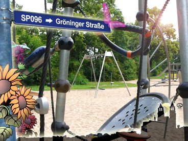 Bild vergrößern: SP096 Spielplatz Grninger Strae