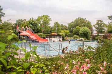 Bild vergrößern: Freibad Süd