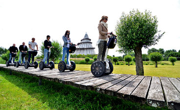 Bild vergrößern: Segwayfahren im Elbauenpark MVGM