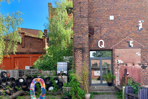Q.Hof (Kunst,- und Handwerker Hof)