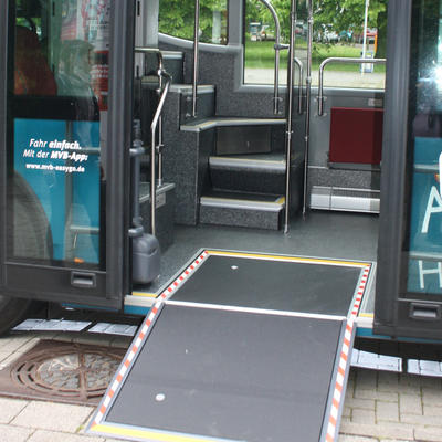 Rolstuhlplatz im Doppeldeckerbus © Magdeburg Marketing