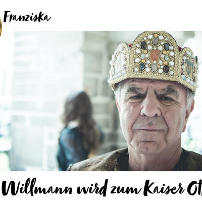 Willi Willmann wird zum Kaiser Otto ©Candy Szengel