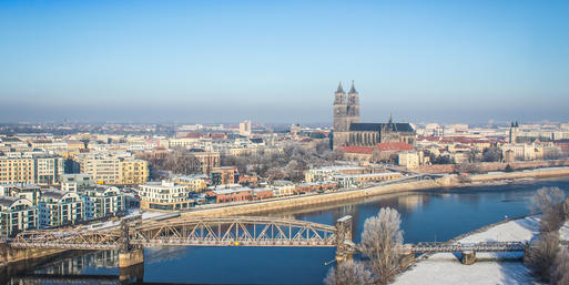 Bild vergrößern: Luftbild Magdeburg Winter ©www.magdeburger-platte.de